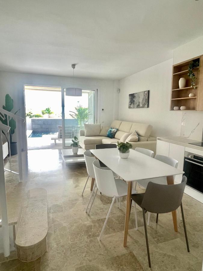 The Retreat House - Private Pool Appartement